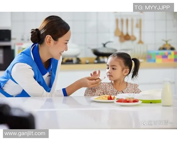 月嫂服务的全面解析：为新生儿和产妇提供专业护理的全方位指导